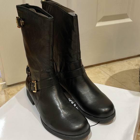 Never Worn! Steve Madden Boots - Picture 4 of 7